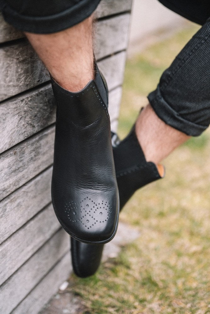 Equity Brogue Black