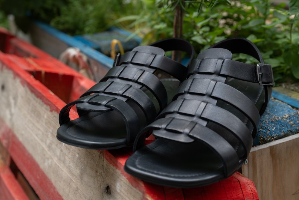 Eloq Black